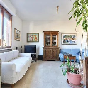 Apartment La Tua Casa A Con Parcheggio Privato Per 2 Auto, Florenz