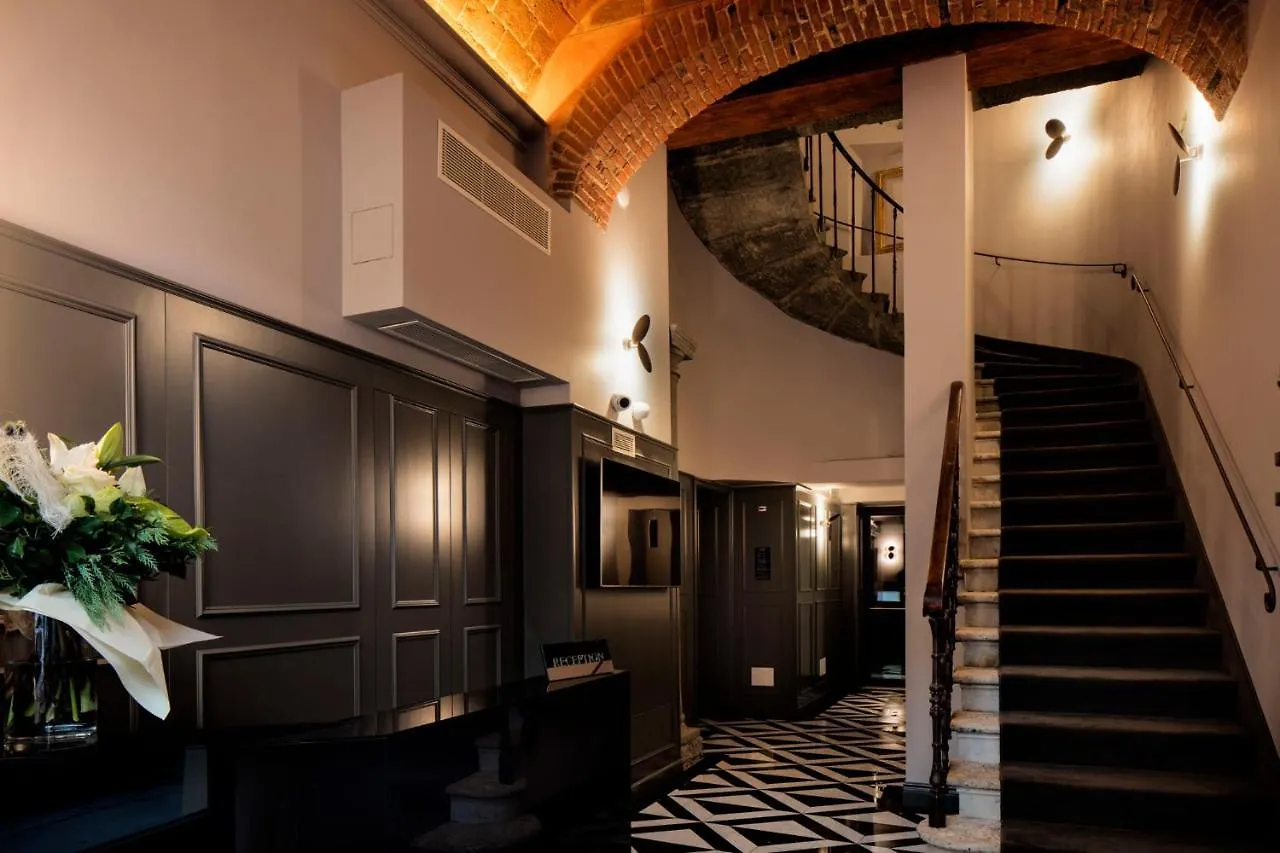The Frame Hotel Floransa