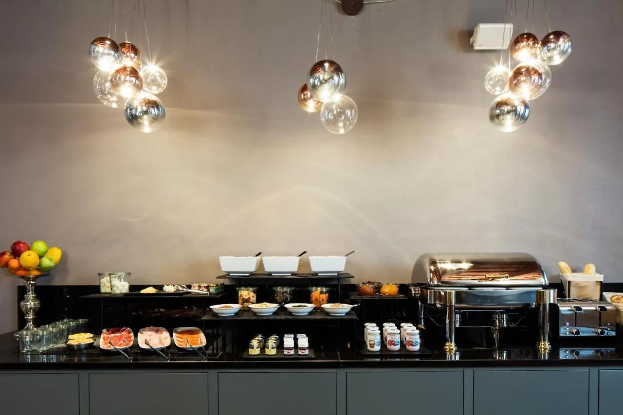 The Frame Hotel Флоренция